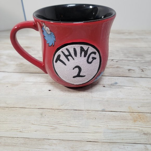 Thing 2 Mug Dr. Seuss Cat in a Hat Universal Studios Like‎ new